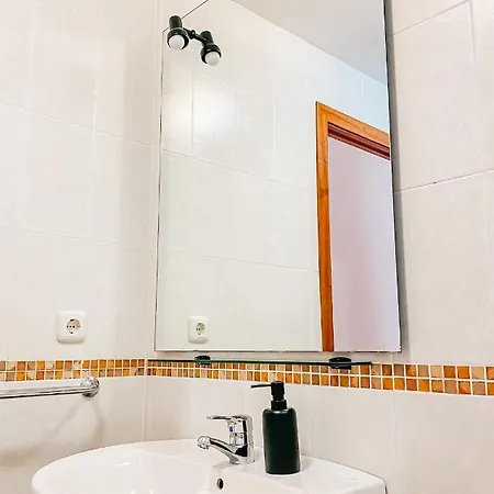 Habitacion Privada + Bano Privado En La Vivienda Pansiyon Corralejo